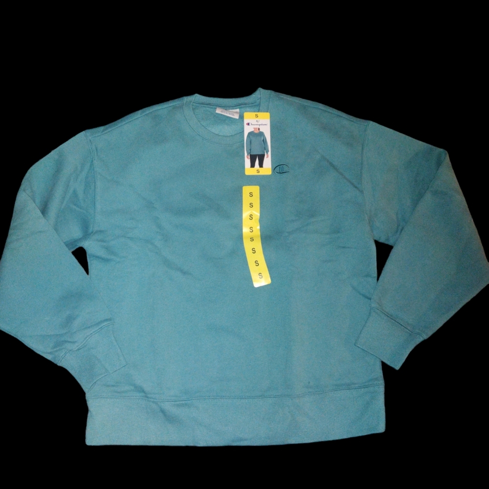 Champion Women's Long Sleeve Fleece Lined Comfort Fit Pullover